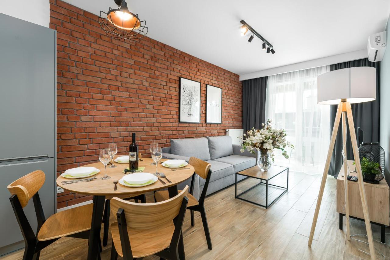 Premium Apartments Poznan Airport By Noclegi Renters ภายนอก รูปภาพ