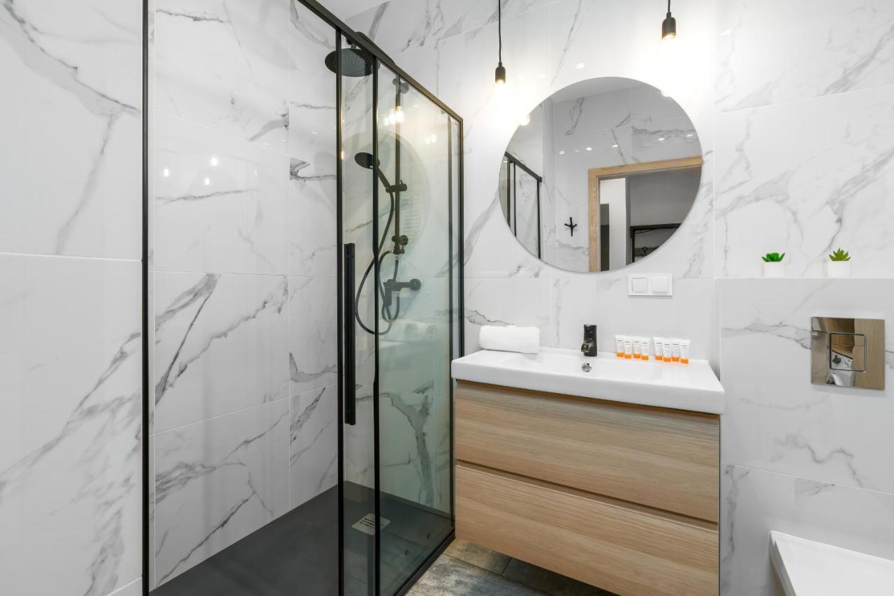 Premium Apartments Poznan Airport By Noclegi Renters ภายนอก รูปภาพ