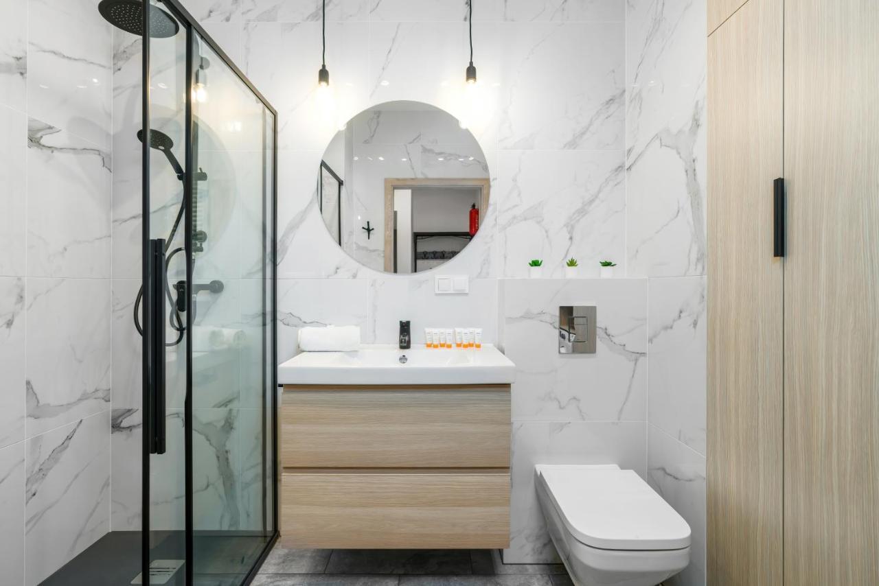 Premium Apartments Poznan Airport By Noclegi Renters ภายนอก รูปภาพ