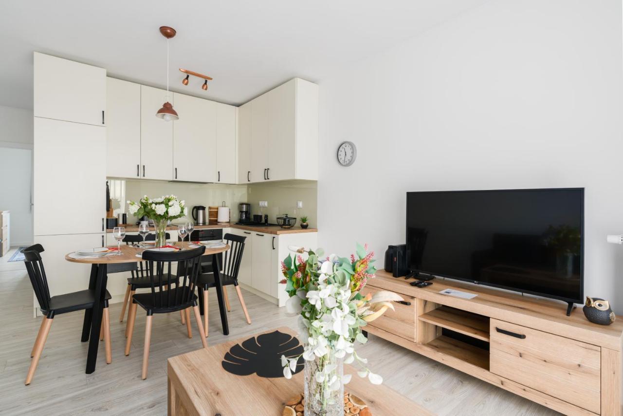 Premium Apartments Poznan Airport By Noclegi Renters ภายนอก รูปภาพ